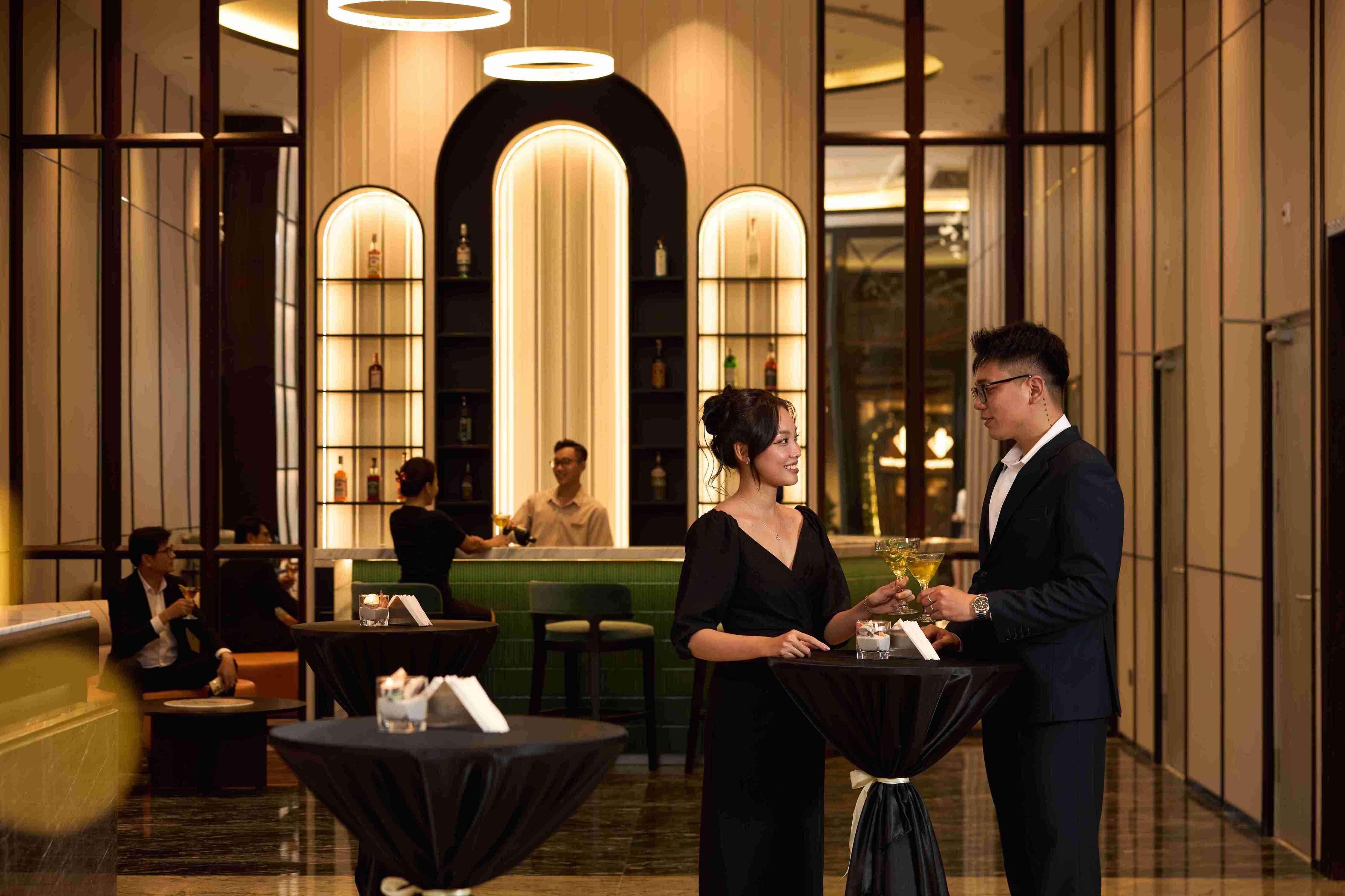 lobby-bar-2-1.jpg